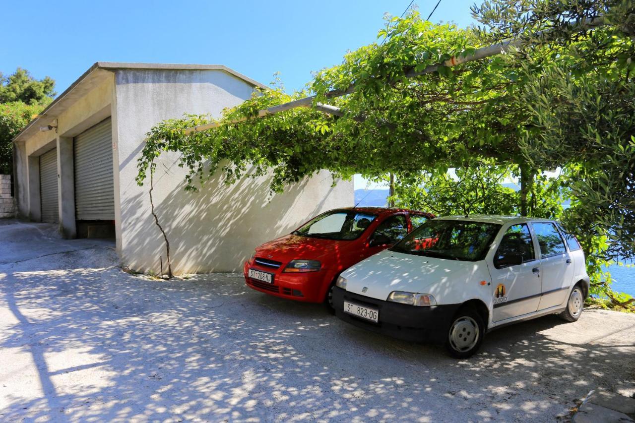 Apartments By The Sea Stanici, Omis - 1031 Tice المظهر الخارجي الصورة