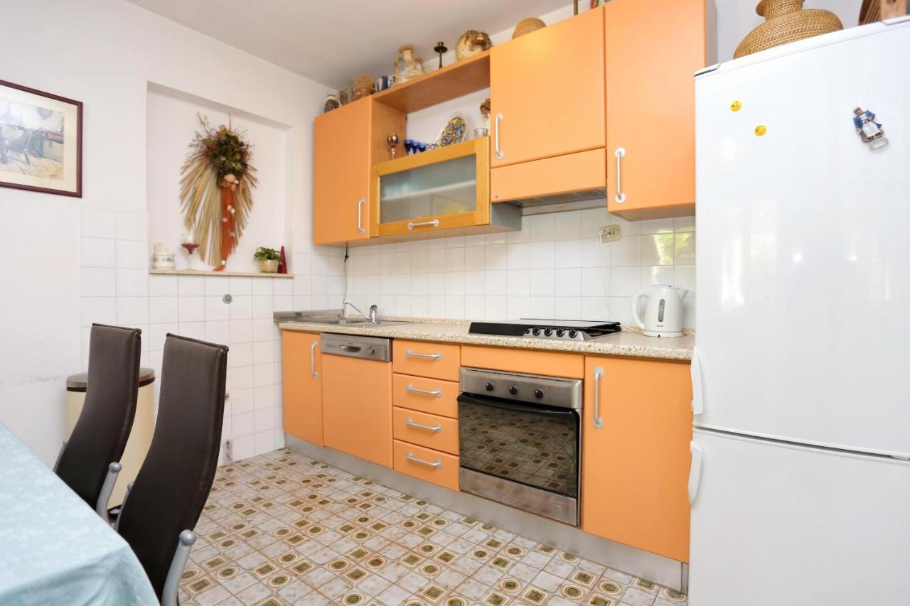 Apartments By The Sea Stanici, Omis - 1031 Tice المظهر الخارجي الصورة